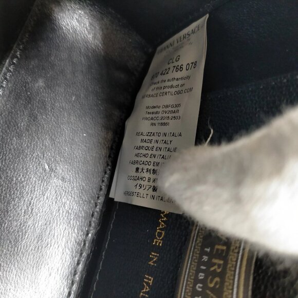 Authentic VERSACE Shoulder Bag Black Leather mn780-121325 - Picture 14 of 16